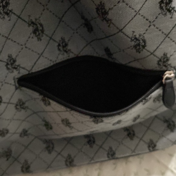 US Polo double Ryder hand bag. bag RN# 137646. in Used Condition - Picture 11 of 16